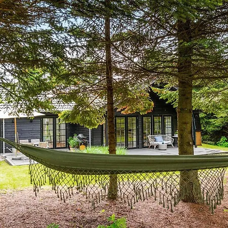 3 Bedroom Pet Friendly In Sydals Sarup